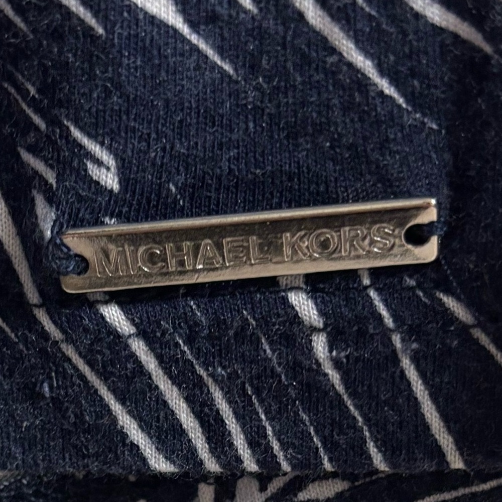 Michael Kors Navy and White Leaf Print Blouse - Picture 5 of 5